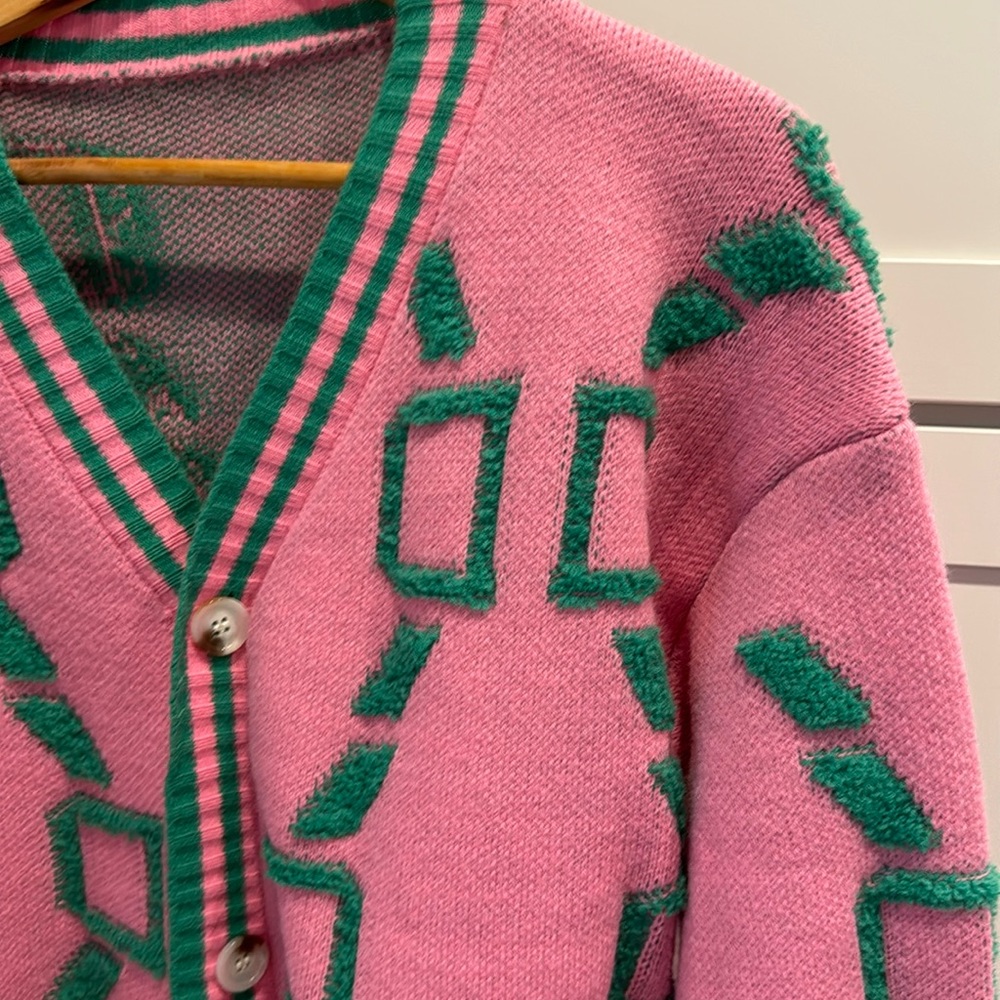 Women’s Pink Light Weight Sweater